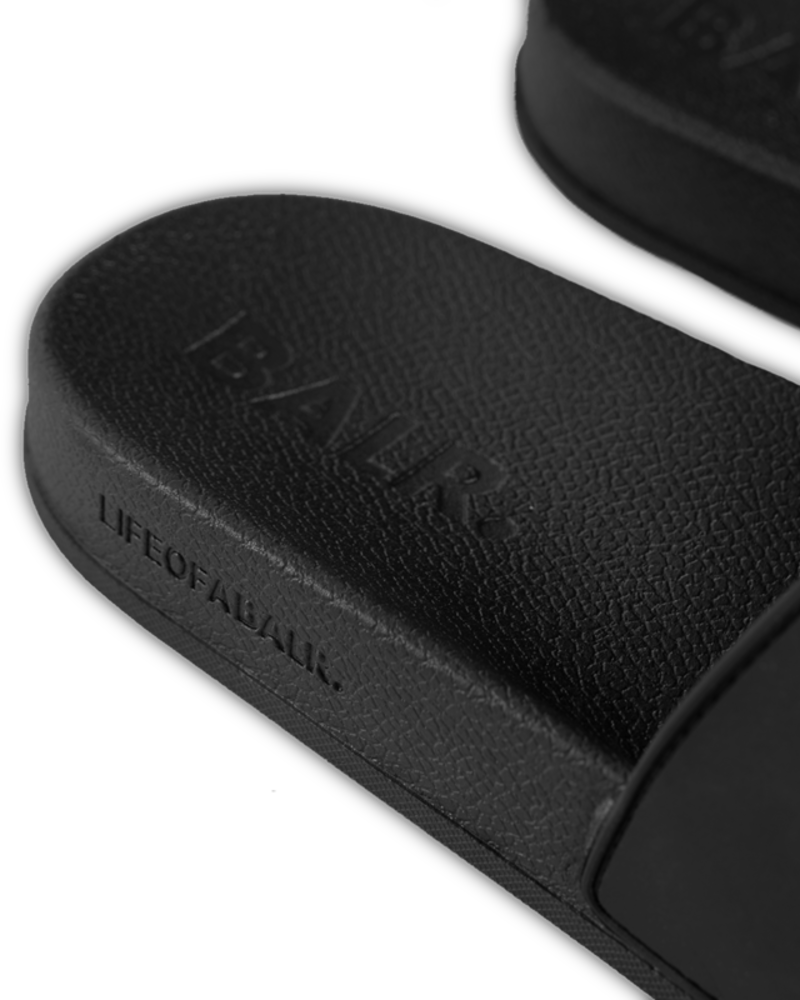 Detail BALR. Slider Black and Gold Detail BALR. Slider Black and Gold