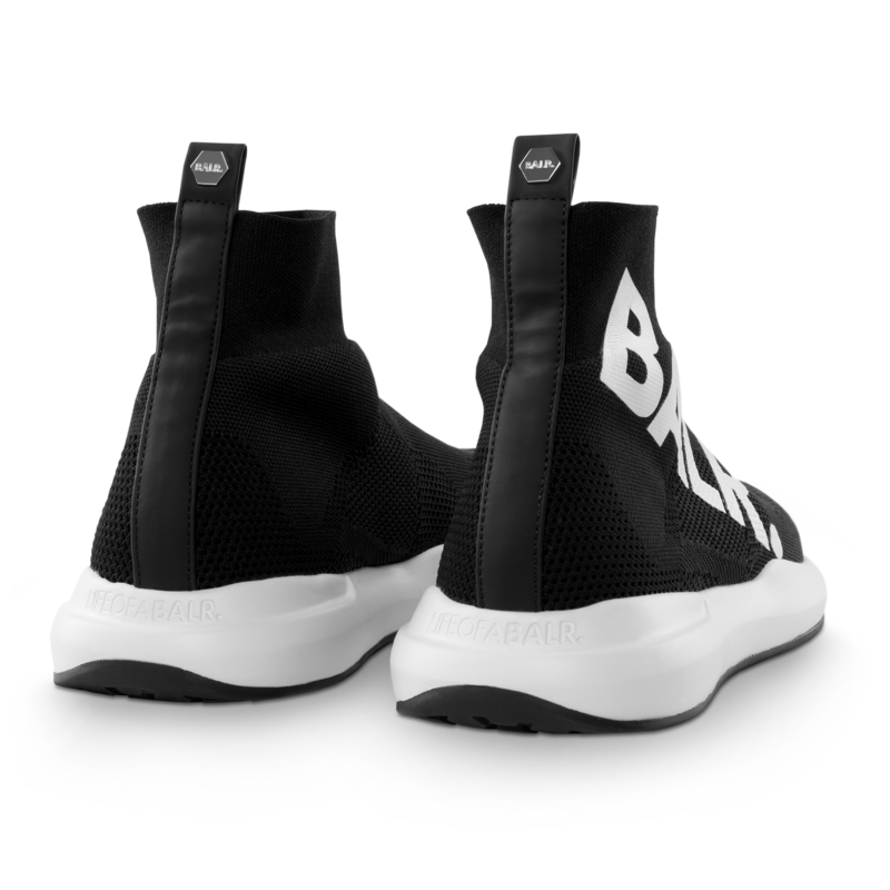 sneaker sneaker