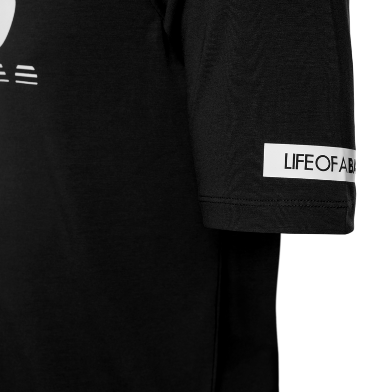 Detail 2 Detail 2