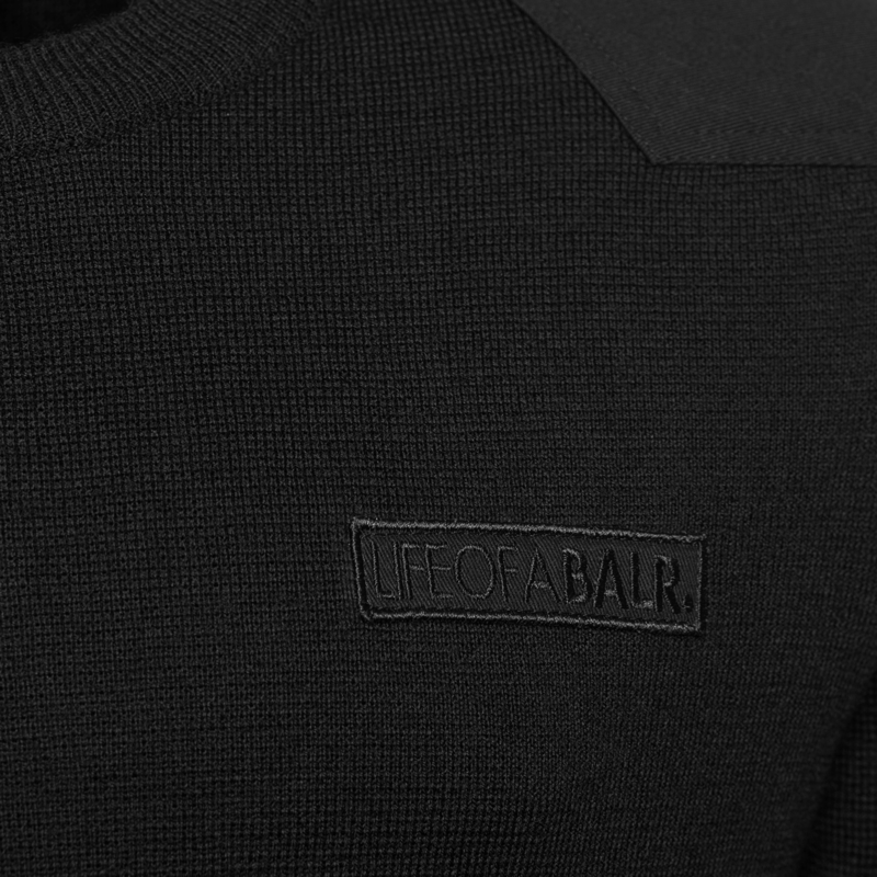Detail 2 Detail 2