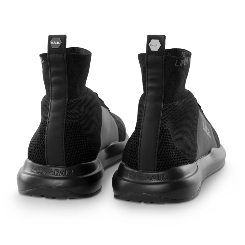 sneaker sneaker
